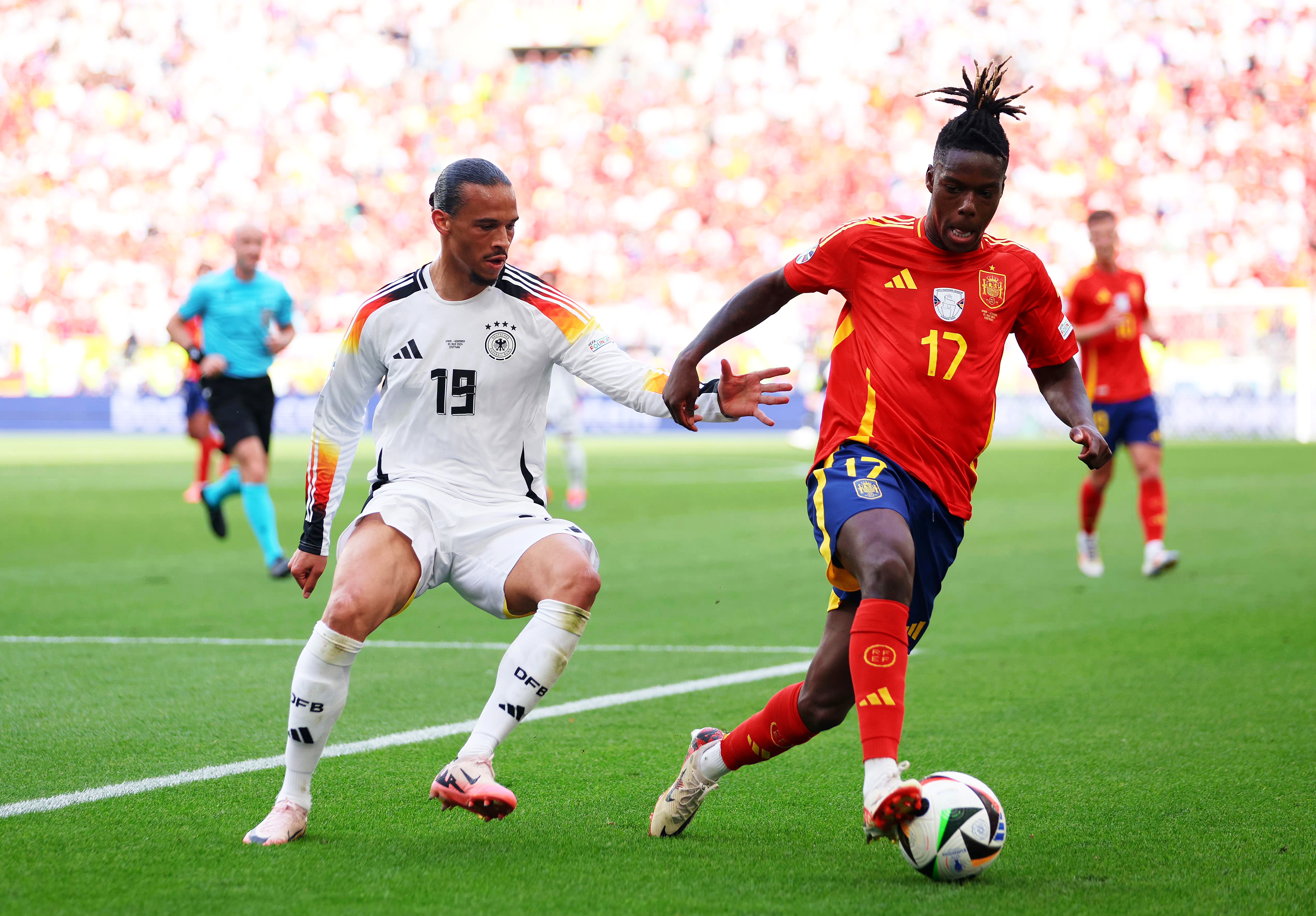 葡萄牙队险胜德国队，奥恰洛夫点燃赛场